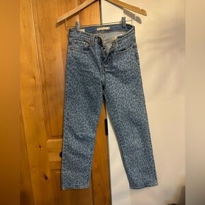 Levi’s 24